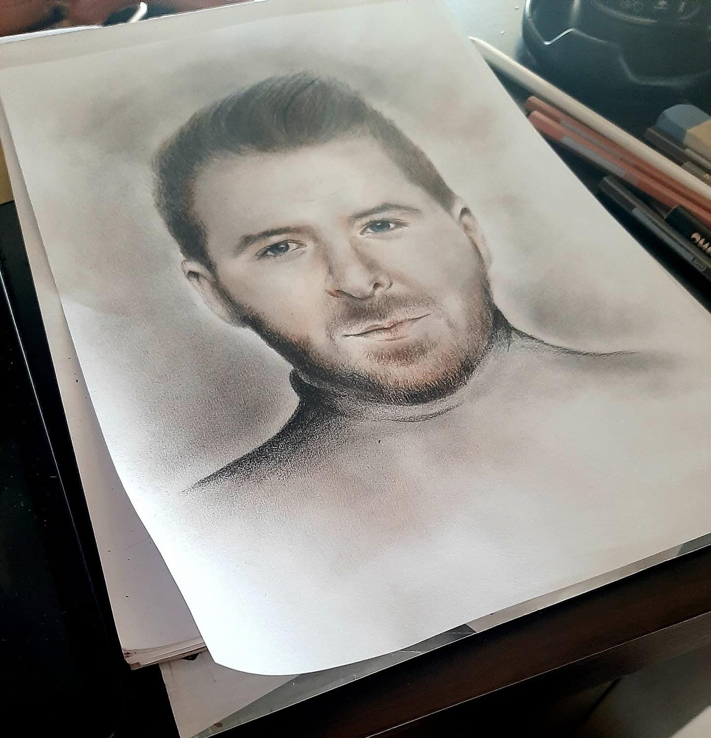 Realistyczny portret mężczyzny